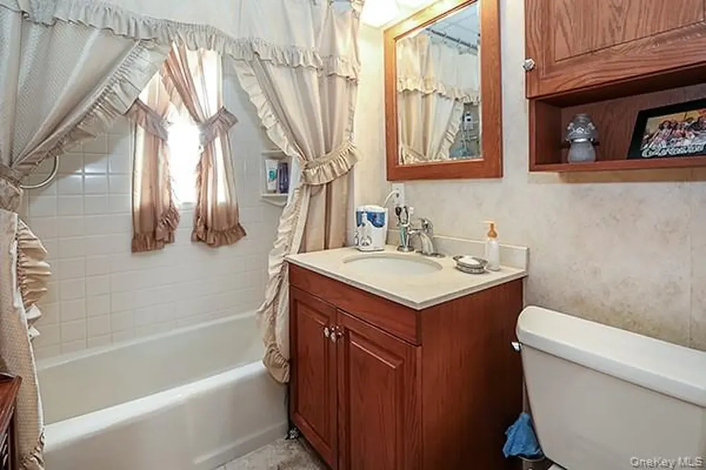 7833 74th Street Glendale NY 11385
