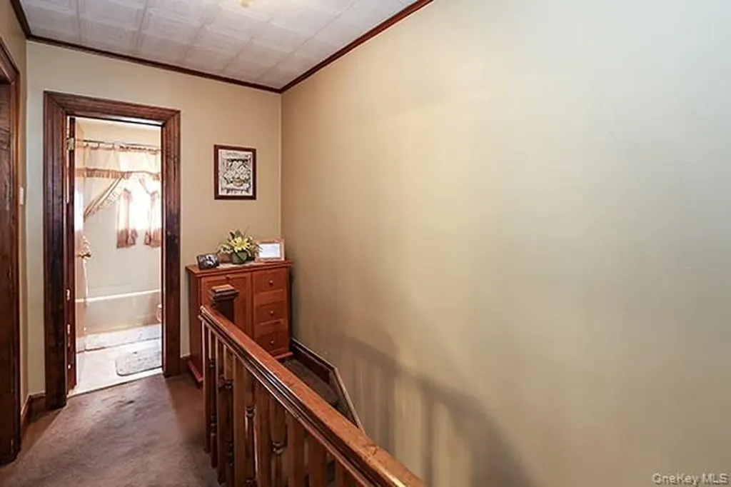 7833 74th Street Glendale NY 11385