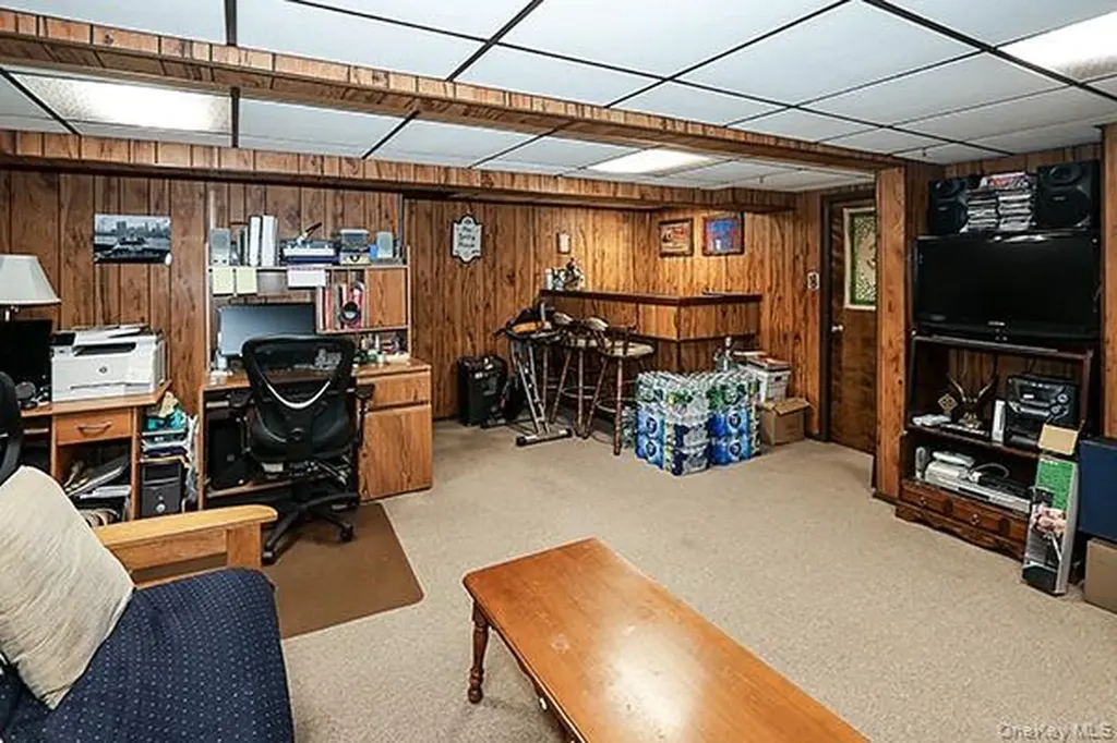 7833 74th Street Glendale NY 11385