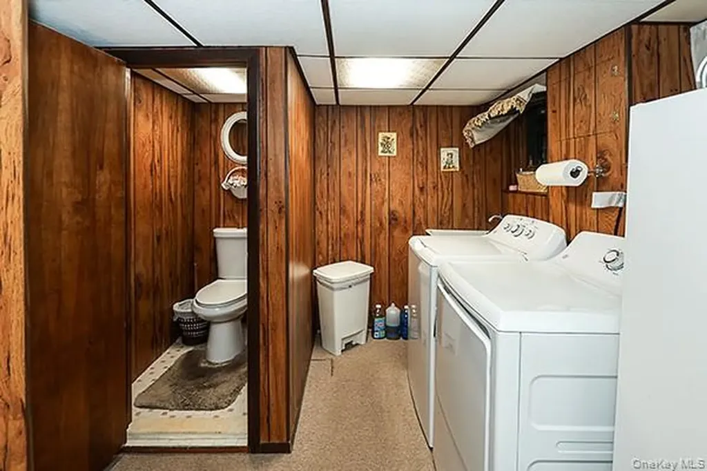 7833 74th Street Glendale NY 11385