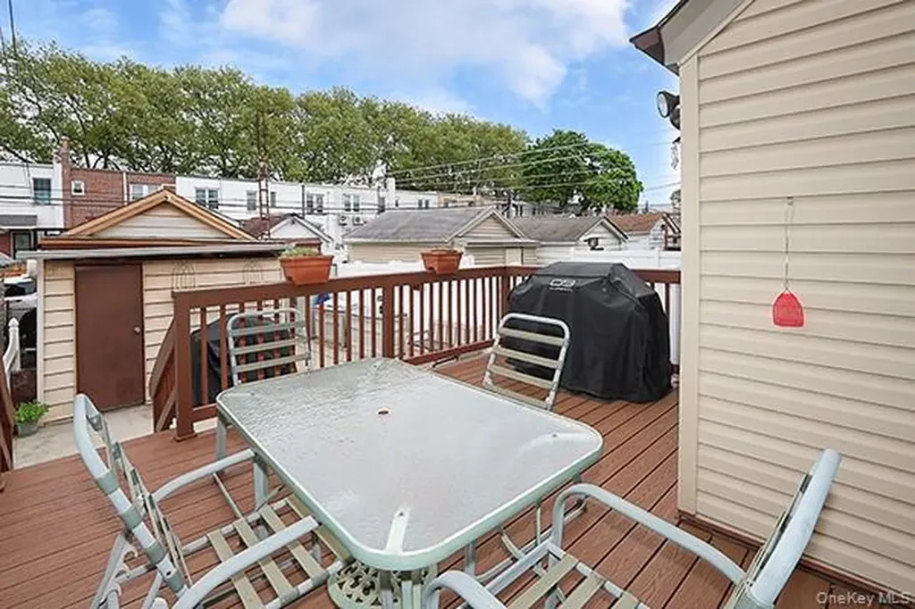 7833 74th Street Glendale NY 11385
