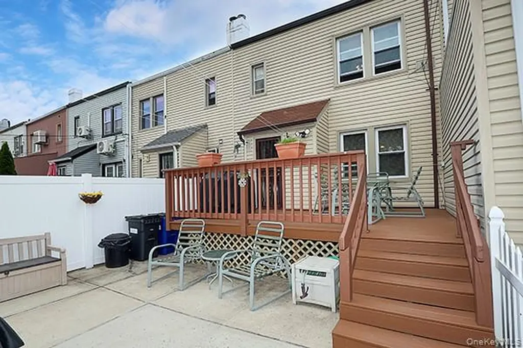 7833 74th Street Glendale NY 11385