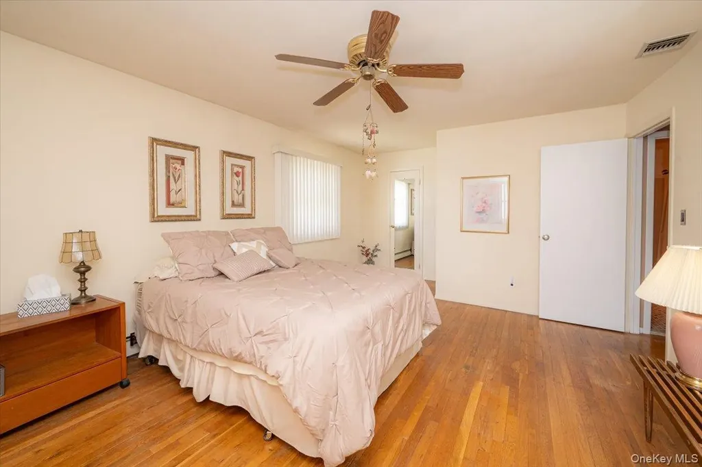 305 Kimberly Place West Islip NY 11795