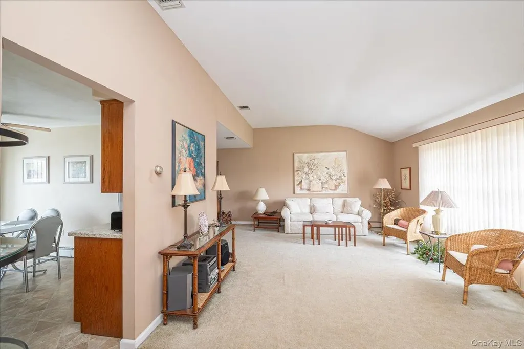 305 Kimberly Place West Islip NY 11795