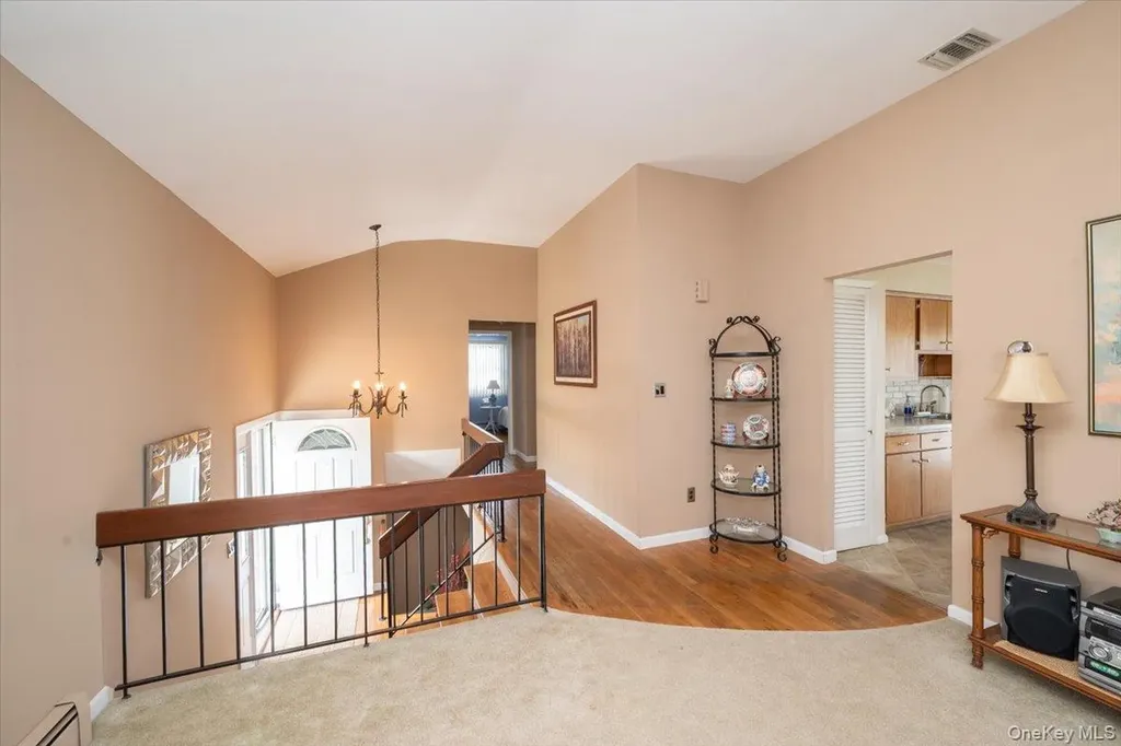 305 Kimberly Place West Islip NY 11795