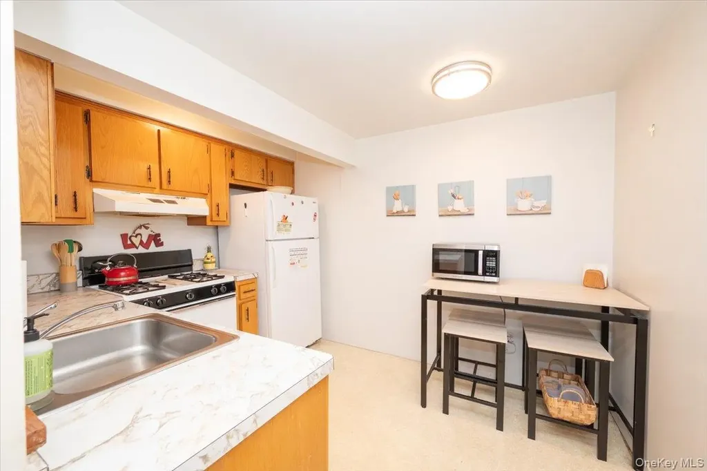 305 Kimberly Place West Islip NY 11795