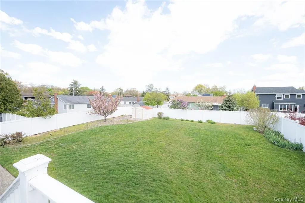305 Kimberly Place West Islip NY 11795