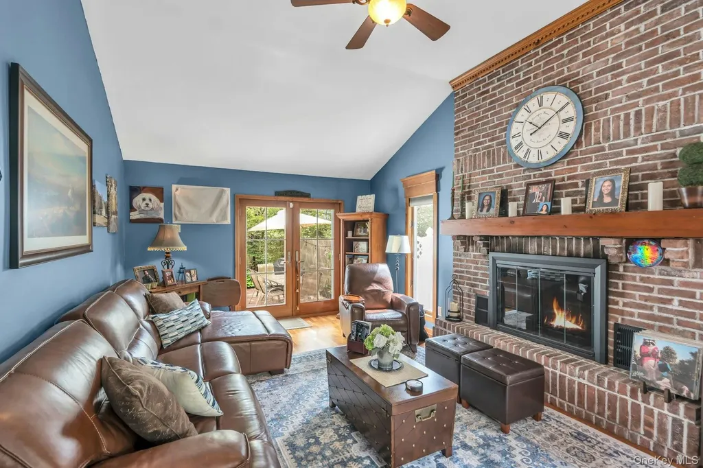303 Timberpoint Road East Islip NY 11730