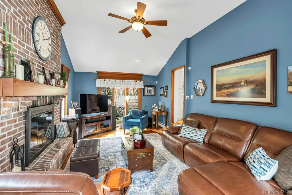 303 Timberpoint Road East Islip NY 11730