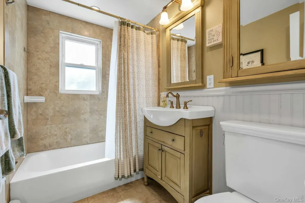 303 Timberpoint Road East Islip NY 11730