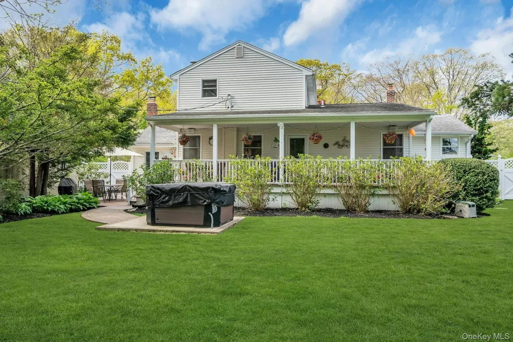 303 Timberpoint Road East Islip NY 11730