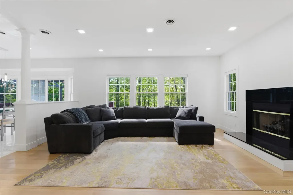 105 Hempstead Road Spring Valley NY 10977