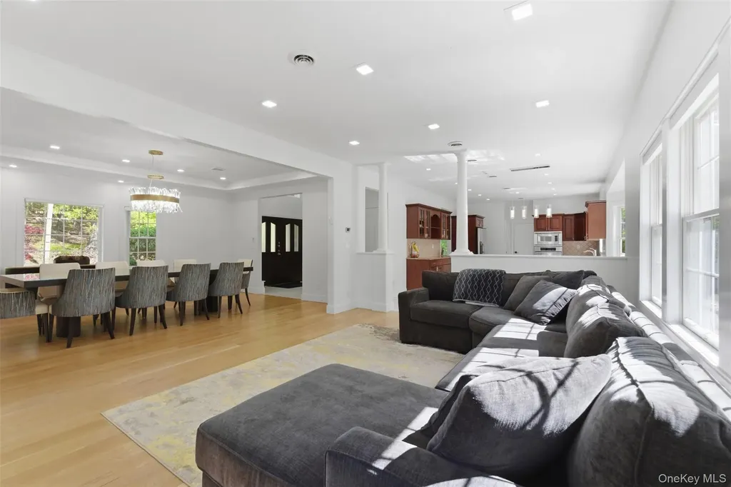 105 Hempstead Road Spring Valley NY 10977