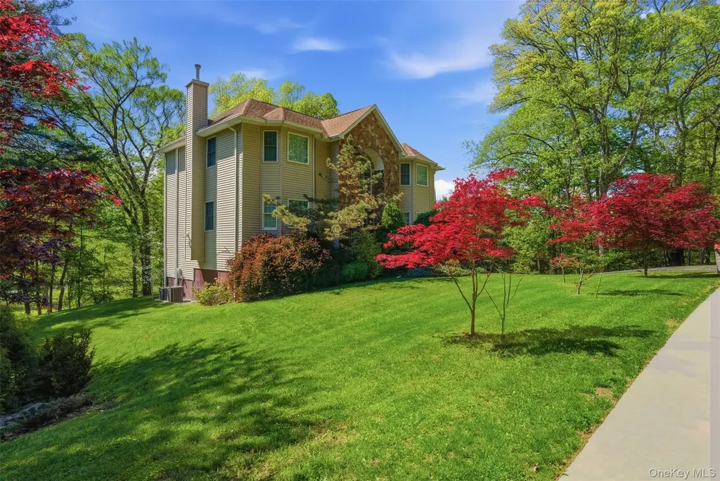 105 Hempstead Road Spring Valley NY 10977