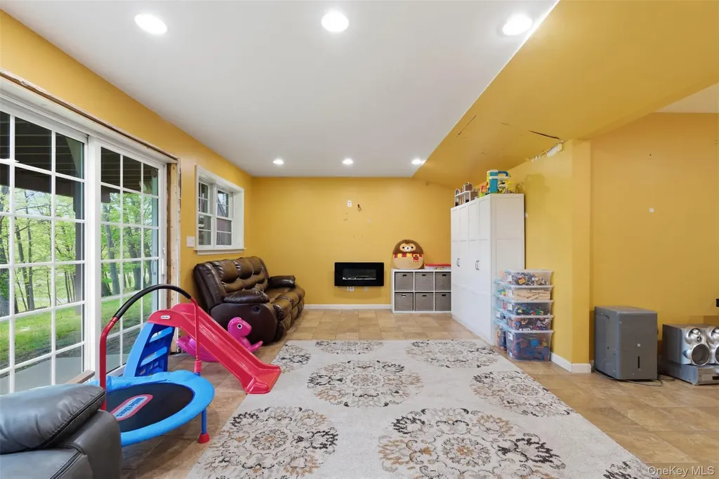 105 Hempstead Road Spring Valley NY 10977