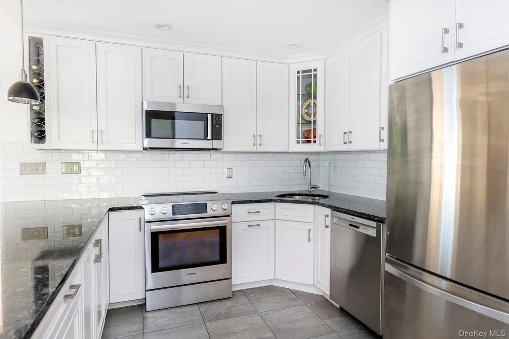 22 Haight Avenue Millbrook NY 12545