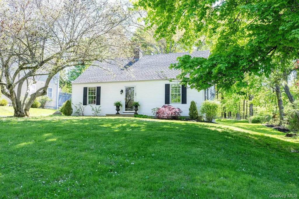 22 Haight Avenue Millbrook NY 12545