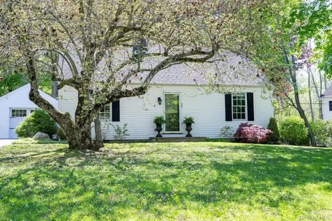 22 Haight Avenue Millbrook NY 12545