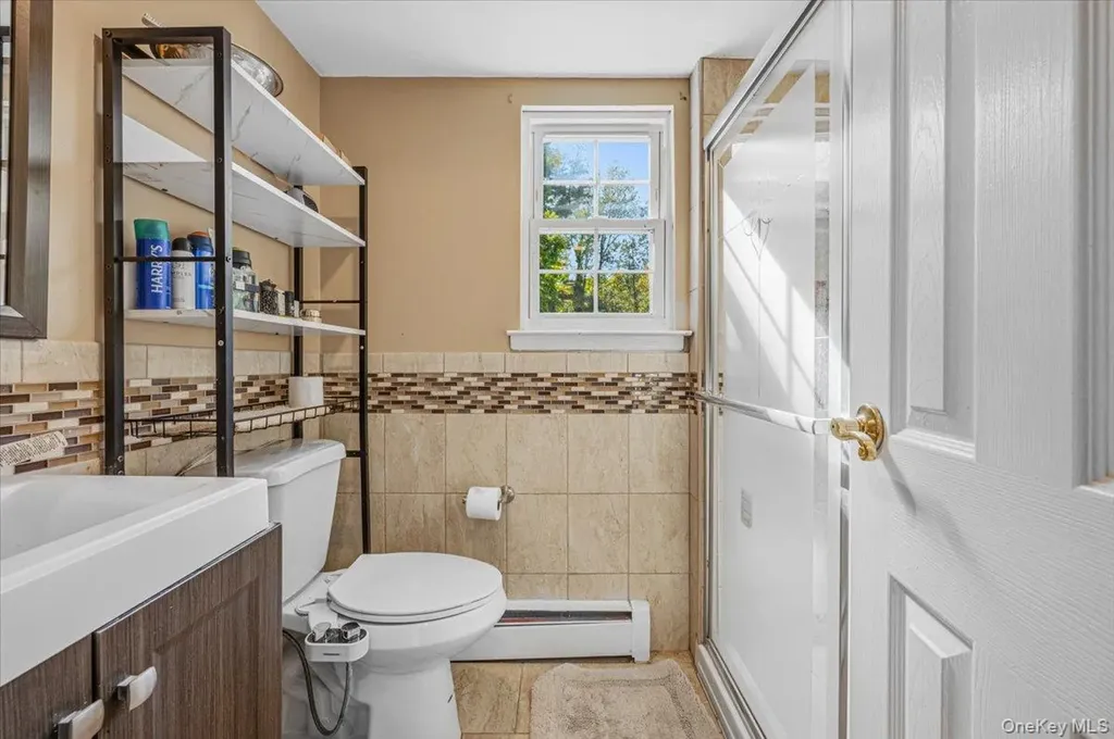 626 Caledonia Road Dix Hills NY 11746