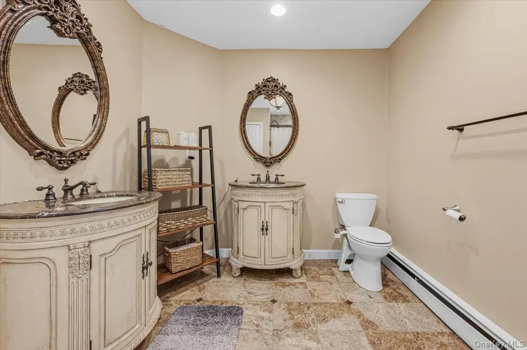626 Caledonia Road Dix Hills NY 11746