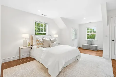 9 Willow Avenue Larchmont NY 10538