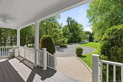 9 Willow Avenue Larchmont NY 10538