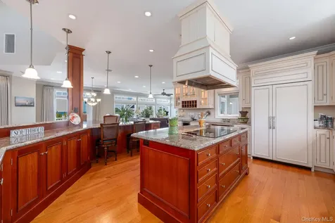 790 N Sea Drive Southold NY 11971