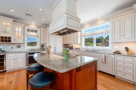 790 N Sea Drive Southold NY 11971