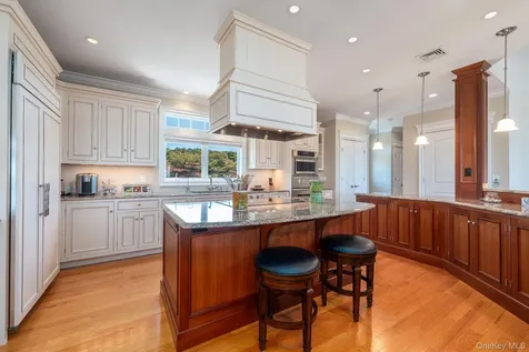 790 N Sea Drive Southold NY 11971