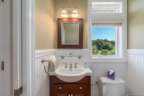 790 N Sea Drive Southold NY 11971
