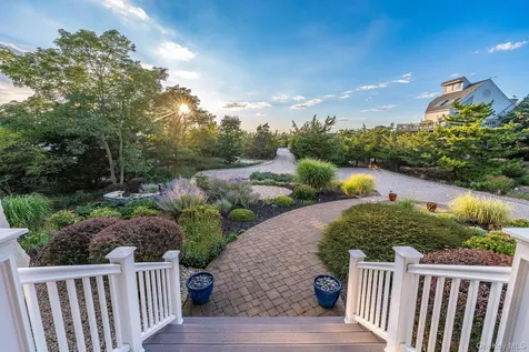 790 N Sea Drive Southold NY 11971