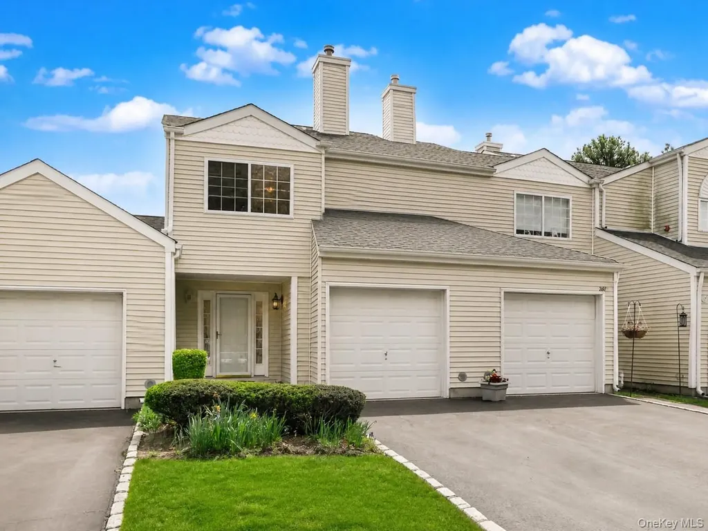 280 Ranch Circle Manorville NY 11949