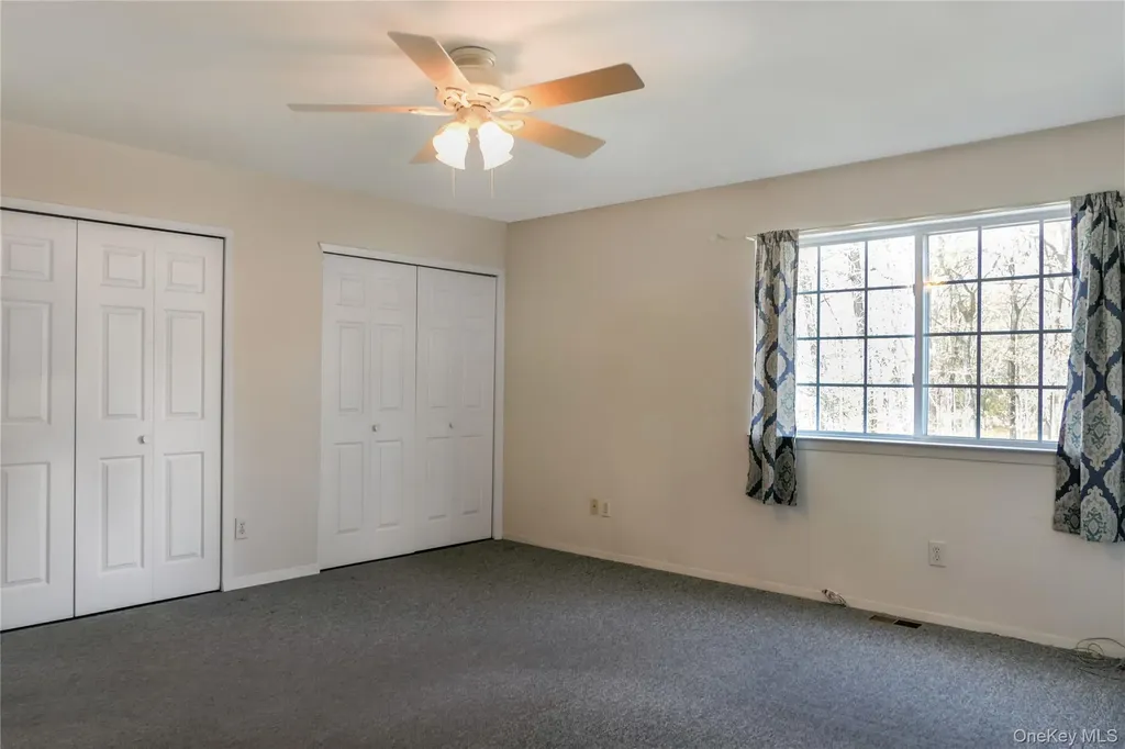 280 Ranch Circle Manorville NY 11949