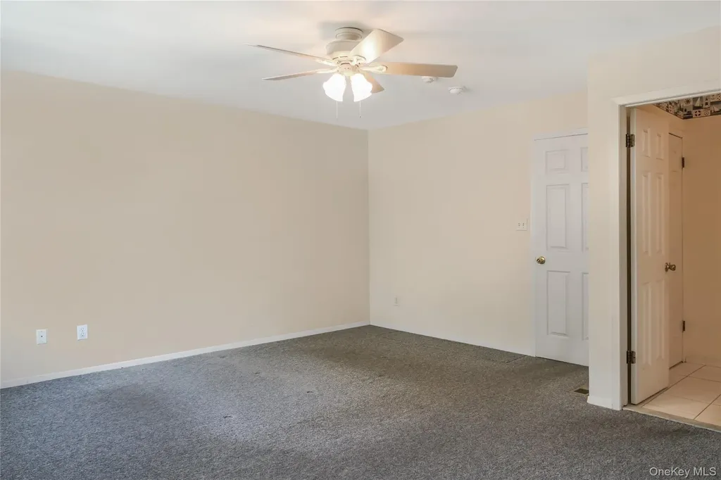 280 Ranch Circle Manorville NY 11949