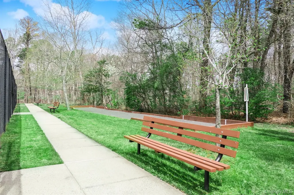 280 Ranch Circle Manorville NY 11949