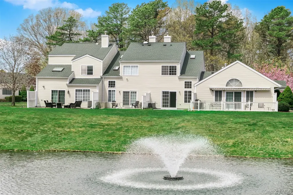280 Ranch Circle Manorville NY 11949