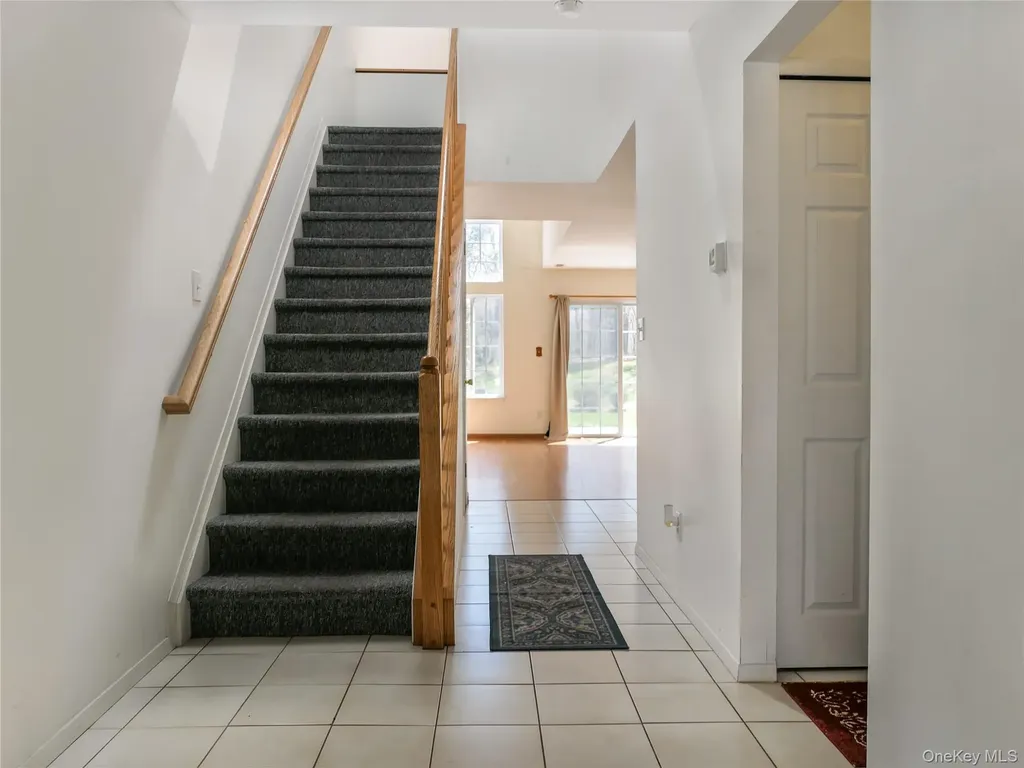 280 Ranch Circle Manorville NY 11949