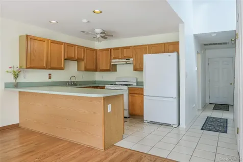 280 Ranch Circle Manorville NY 11949