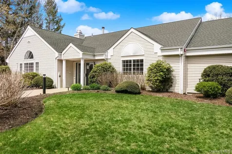280 Ranch Circle Manorville NY 11949