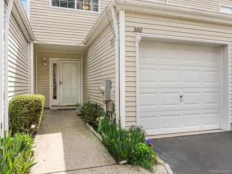 280 Ranch Circle Manorville NY 11949