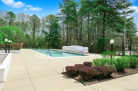 280 Ranch Circle Manorville NY 11949