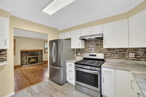 3079 Maqua Place Mohegan Lake NY 10547