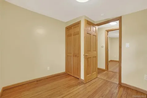 3079 Maqua Place Mohegan Lake NY 10547