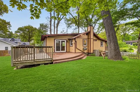 3079 Maqua Place Mohegan Lake NY 10547