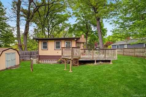 3079 Maqua Place Mohegan Lake NY 10547