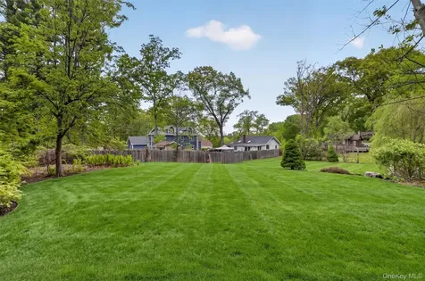 3079 Maqua Place Mohegan Lake NY 10547