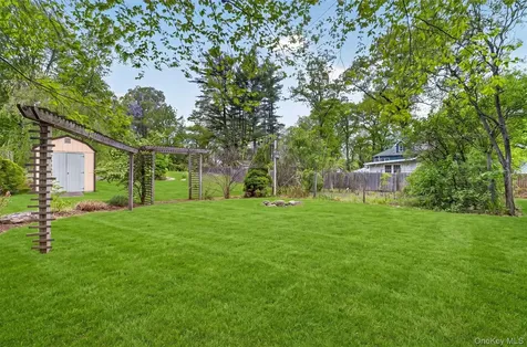 3079 Maqua Place Mohegan Lake NY 10547