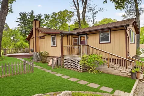 3079 Maqua Place Mohegan Lake NY 10547