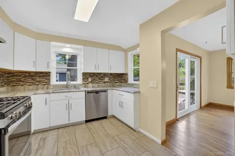 3079 Maqua Place Mohegan Lake NY 10547