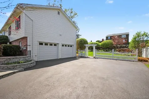 15 Sycamore Road Brewster NY 10509